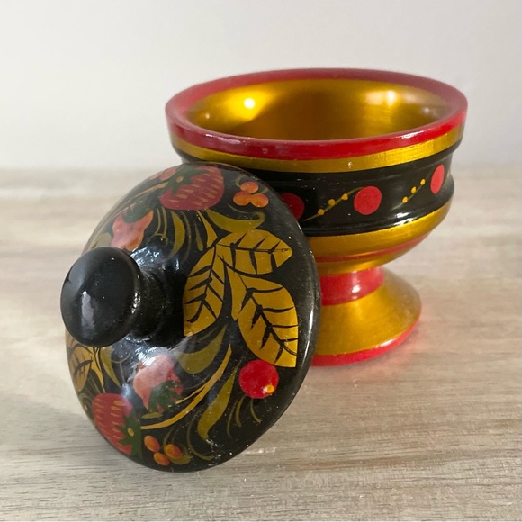 Vintage Small Russian Khokhloma Wooden Hand Painted Trinket Round Cup w Lid - Picture 4 of 13